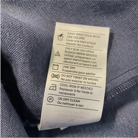 Vince long sleeve wrap dress in navy NWT - Picture 10 of 13